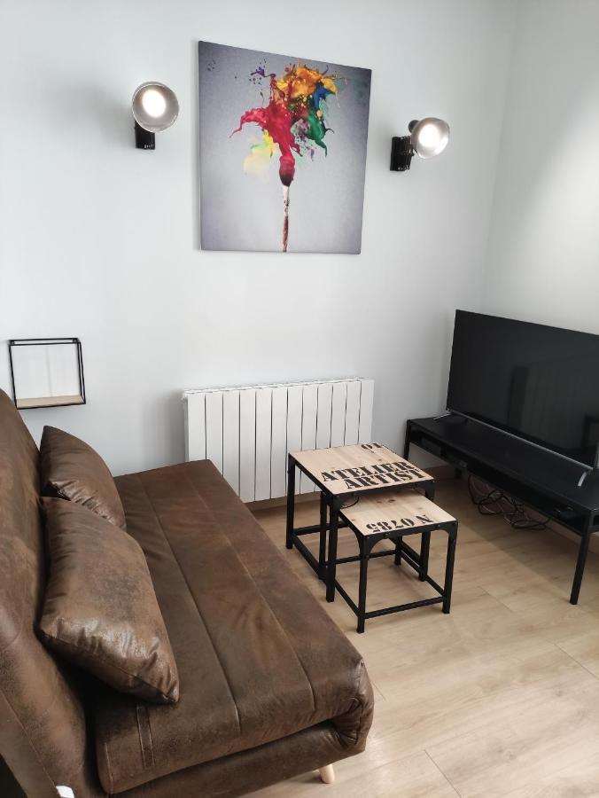 L'Atelier De L'Artiste - Moulins Coeur De Ville Kültér fotó