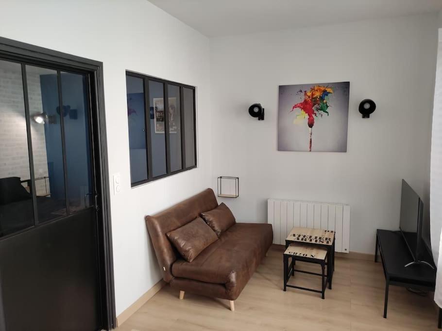L'Atelier De L'Artiste - Moulins Coeur De Ville Kültér fotó