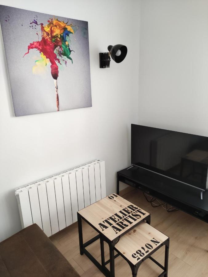 L'Atelier De L'Artiste - Moulins Coeur De Ville Kültér fotó