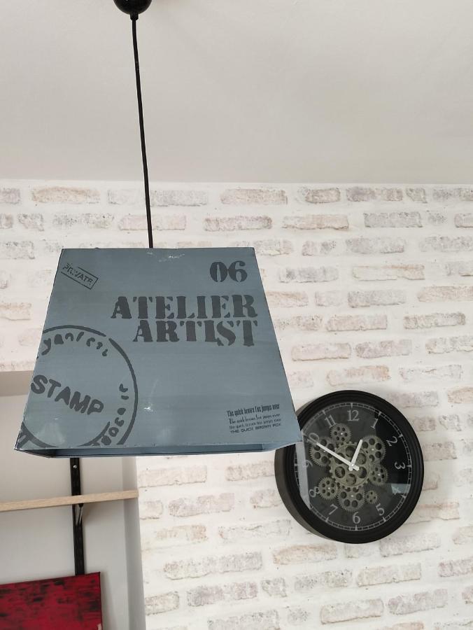 L'Atelier De L'Artiste - Moulins Coeur De Ville Kültér fotó